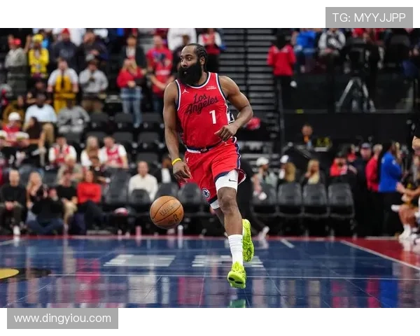 哈登坦言球队伤病困扰影响表现我们仍在努力追求胜利 哈登坦言球队伤病困扰影响表现我们仍在努力追求胜利